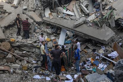 Escombros de una iglesia ortodoxa bombardeada en Gaza.