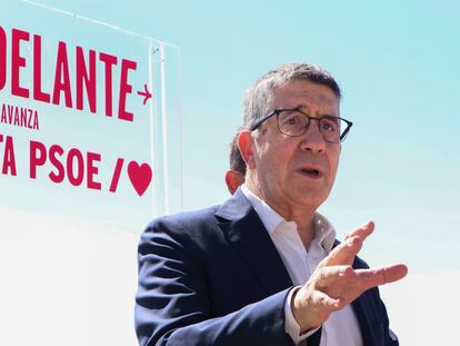 El portavoz del PSOE en el Congreso de los Diputados, Patxi López, en un acto electoral en Zamora.