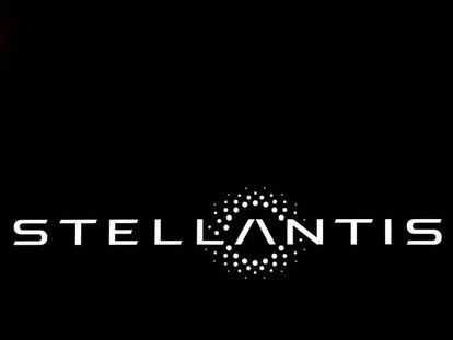 Logo del fabricante de automóviles Stellantis.