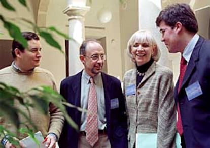 Antonio Sanz, Cristóbal Montoro, Teófila Martínez y Enrique Moya, ayer, en Baeza.