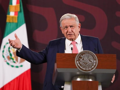 Andrés Manuel López Obrador, durante su conferencia matutina de este lunes, en Ciudad de México.