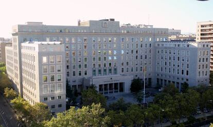 Edificio del órgano central del Ministerio de Defensa en Madrid.