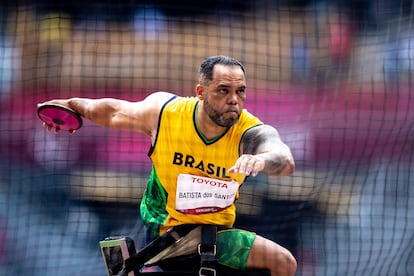 Claudiney Batista dos Santos, medalhista de ouro no lançamento de disco