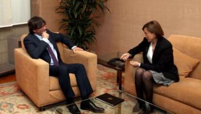 El presidente de la Generalitat, Carles Puigdemont, y la presidenta del Parlament, Carme Forcadell, el pasado lunes