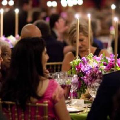 Si bebe en la cena de empresa, no se haga fotos