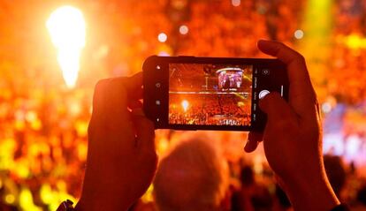 iPhone en un concierto