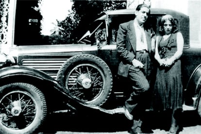 Óscar Domínguez y la pianista polaca Roma, en Tenerife en 1933.