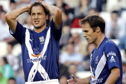 Culebras y Mikel Alonso se lamentan.