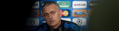 Mourinho, durante su comparecencia ante los medios.