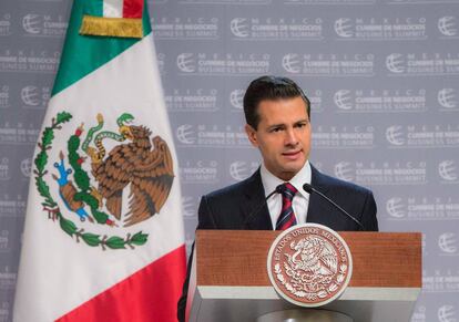 Enrique Pe&ntilde;a Nieto, en una cumbre de negocios en Puebla