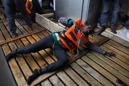 La mujer migrante rescatada por el Open Arms tras el naufragio a raíz del cual falleció su bebé el pasado día 12.
