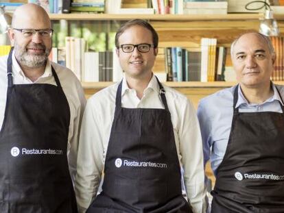 Jes&uacute;s Alonso Gallo junto a Pablo Pastega (en el centro) y Antonio Fern&aacute;ndez Ruiz.