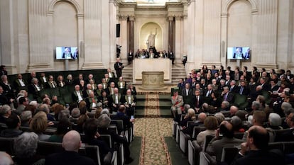 Reunião anual dos membros da Academia Francesa, em dezembro de 2016, em Paris.