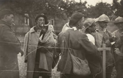 Soldados franceses prisioneros de los alemanes.