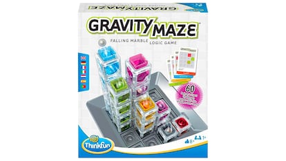 Presentes por 8 anos em fundo branco.