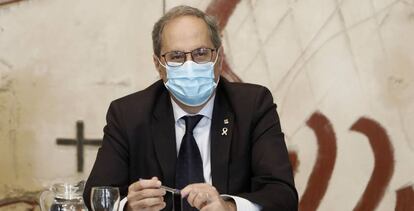 El presidente de la Generalitat, Quim Torra, durante la reunión semanal del Govern, este martes, un día después de impulsar un decreto ley para habilitar el confinamiento de la zona de Lleida.