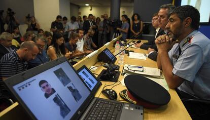El 'major' de los Mossos d'Esquadra, en una rueda de prensa.