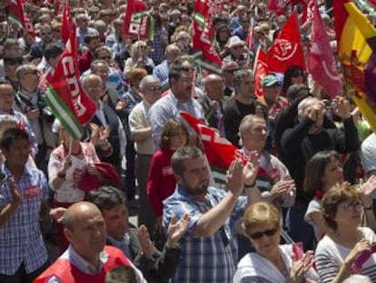 Un momento de la manifestaci&oacute;n del Primero de Mayo en Sevilla. 