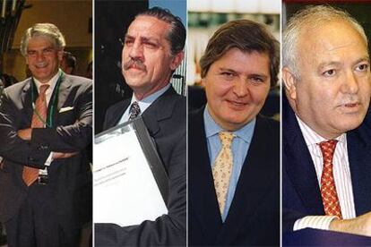 De izquierda a derecha: Alfonso Dastis, diplomático; Diego López Garrido, secretario general del Grupo Socialista; Íñigo Méndez de Vigo, eurodiputado del PP, y Miguel Ángel Moratinos, ministro de Asuntos Exteriores.