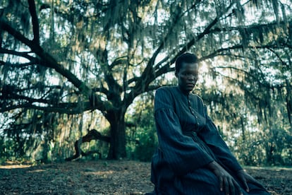 Sheila Atim em cena de ‘Os Caminhos para a Liberdade’.