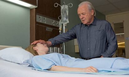 Anthony Hopkins, en 'Premonición'.