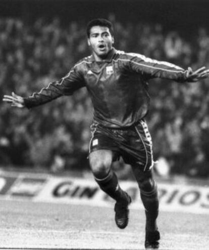 Romario celebra un gol con el Bar&ccedil;a en 1994.