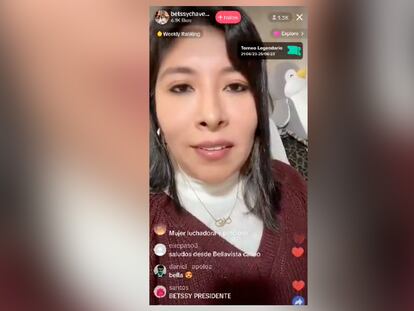 Betssy Chávez en un fotograma del directo que realizó en Tiktok desde Tacna (Perú) antes de ser capturada, el 20 de junio de 2023.