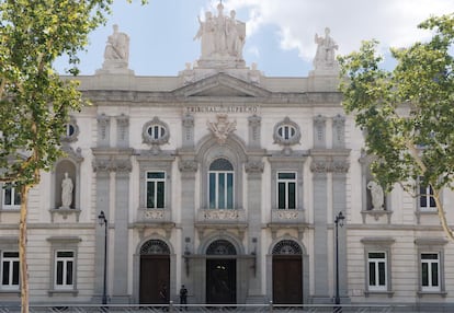 Fachada del Tribunal Supremo en Madrid (España).