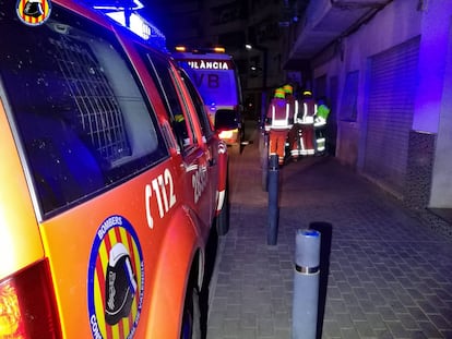 Los bomberos han actuado en un domicilio de Catarroja (Valencia) en una intoxicación por monóxido de carbono en la que han fallecido tres miembros de una misma familia.