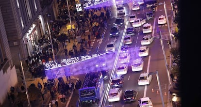 Una imagen de la Gran Vía durante las restricciones al tráfico en 2016.