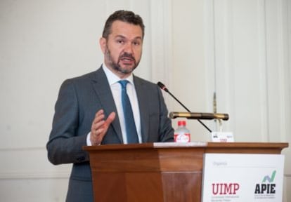 Rodrigo Buenaventura, presidente de la CNMV, en la Universidad Menéndez Pelayo de Santander