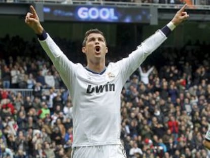 Cristiano celebra uno de sus tres goles al Getafe.