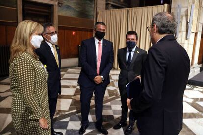 Quim Torra, Pere Aragonès i els nous consellers: Ramon Tremosa, Miquel Sàmper i Àngels Ponsa.