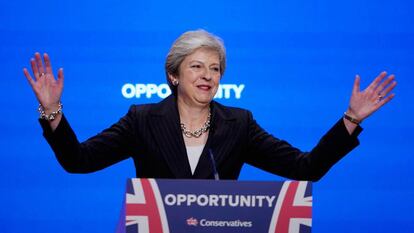 La primera ministra británica, Theresa May, durante el discurso de clausura del congreso del Partido Conservador.