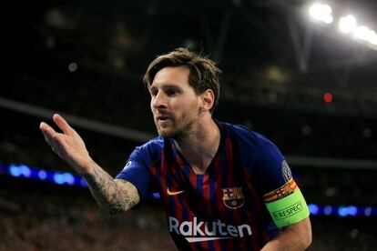 Messi le dedica a sus hijos uno de sus goles ante el Tottenham. 