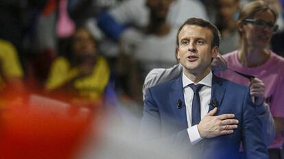 Emmanuel Macron en campa&ntilde;a en la ciudad de Lyon. 