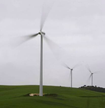 Aerogeneradores de un parque eólico en la comarca de la Janda (Cádiz).