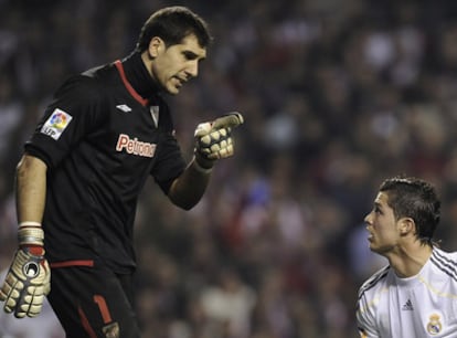 Iraizoz recrimina una acción a Cristiano Ronaldo.