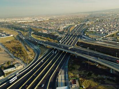 El nudo de autopistas Circuito Exterior Mexiquense, realizadas por OHL. 