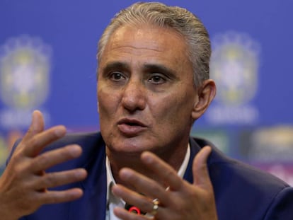 O técnico Tite em sua primeira convocação.