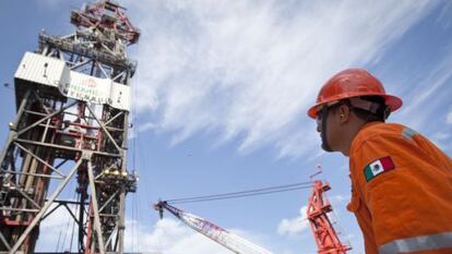 A Pemex worker in the Gulf of Mexico.