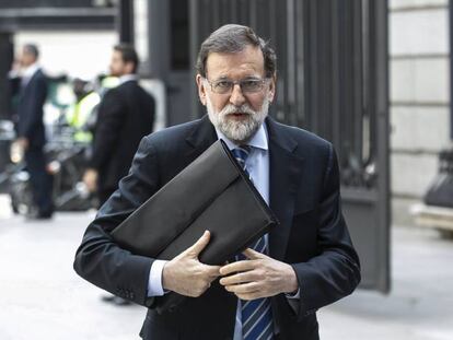 Mariano Rajoy frente al Congreso de los Diputados, el pasado 23 de mayo. 