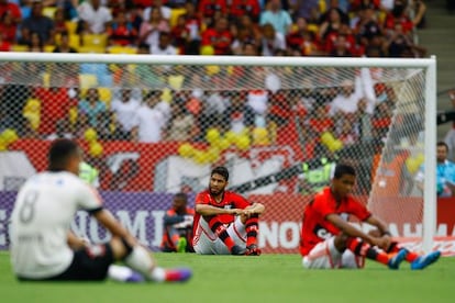 Jugadores del Corinthians y del Flamengo se plantan como protesta.