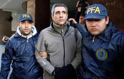 El exviceministro de Planificación, Roberto Baratta, detenido por la policía en la causa de los