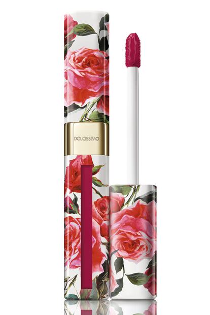 Dolcissimo Matte Lipcolour, tono Cherry 9, de Dolce&Gabbana Beauty (42€). Barra de labios líquida de larga duración (8 horas). Efecto segunda piel con una fórmula nutritiva rica en aceites.