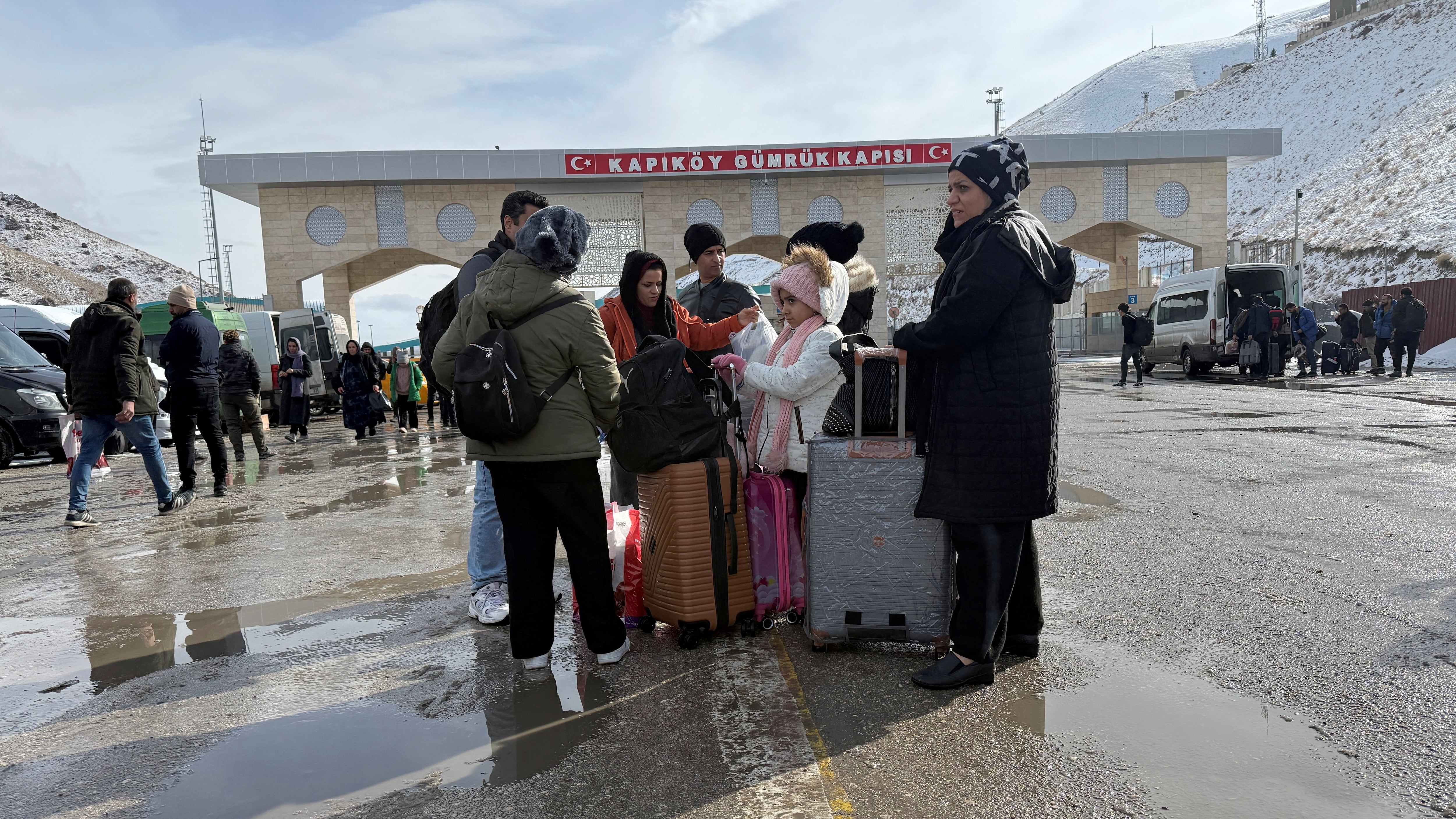 Frontera nevada entre Irán y Turquía