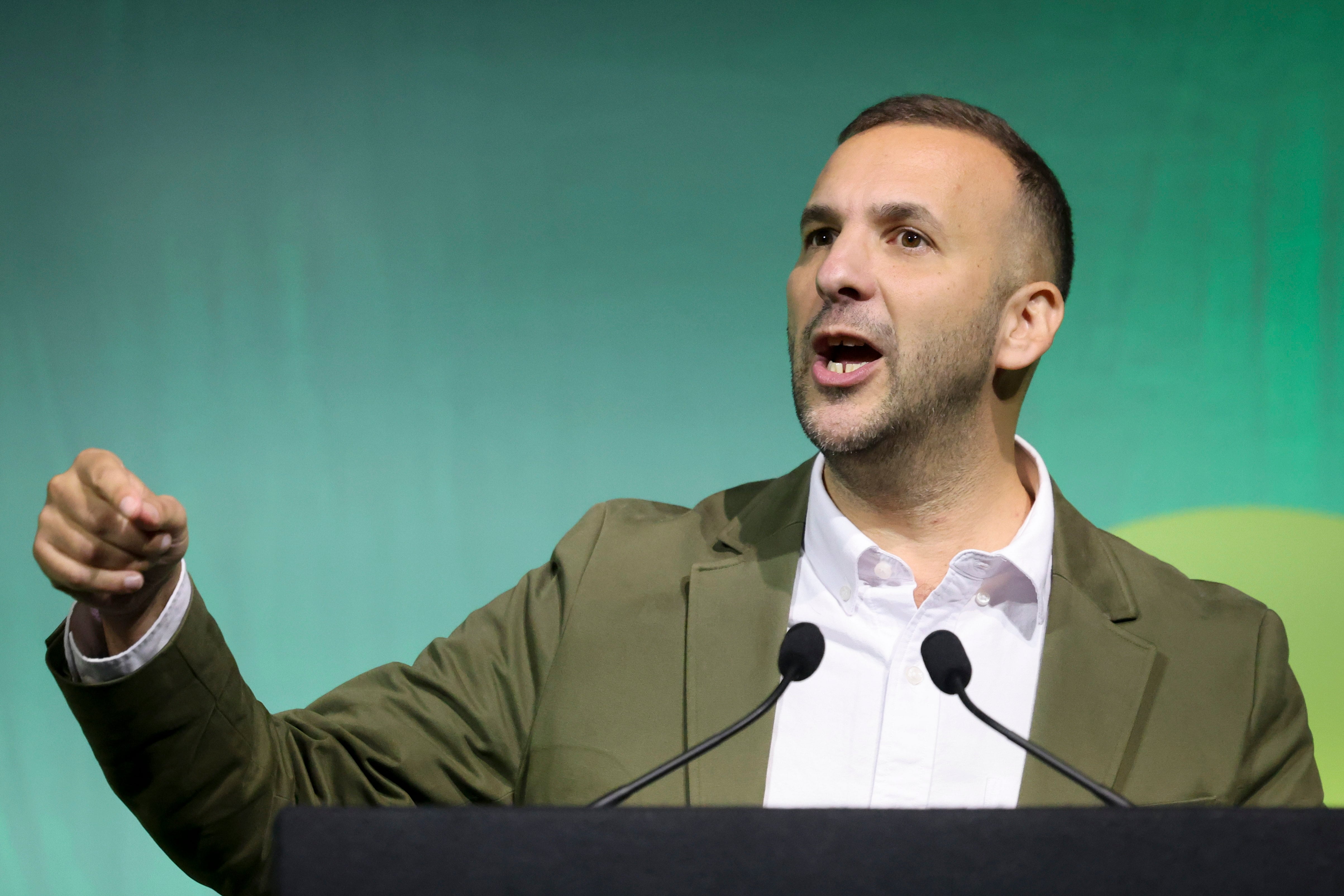 Le Congrès du Parti Vert britannique approuve une motion qui assimile le sionisme au racisme