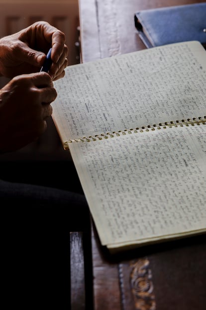 Detalle del cuaderno en el que Eberstadt escribe todas las noches.