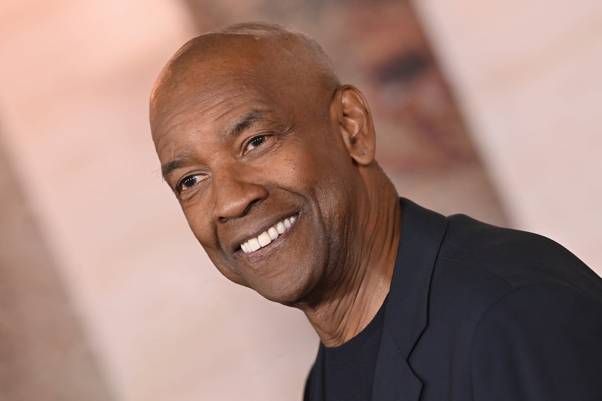 Denzel Washington, the actor who never watches his own films and shuns fame | Culture | EL PAÍS English