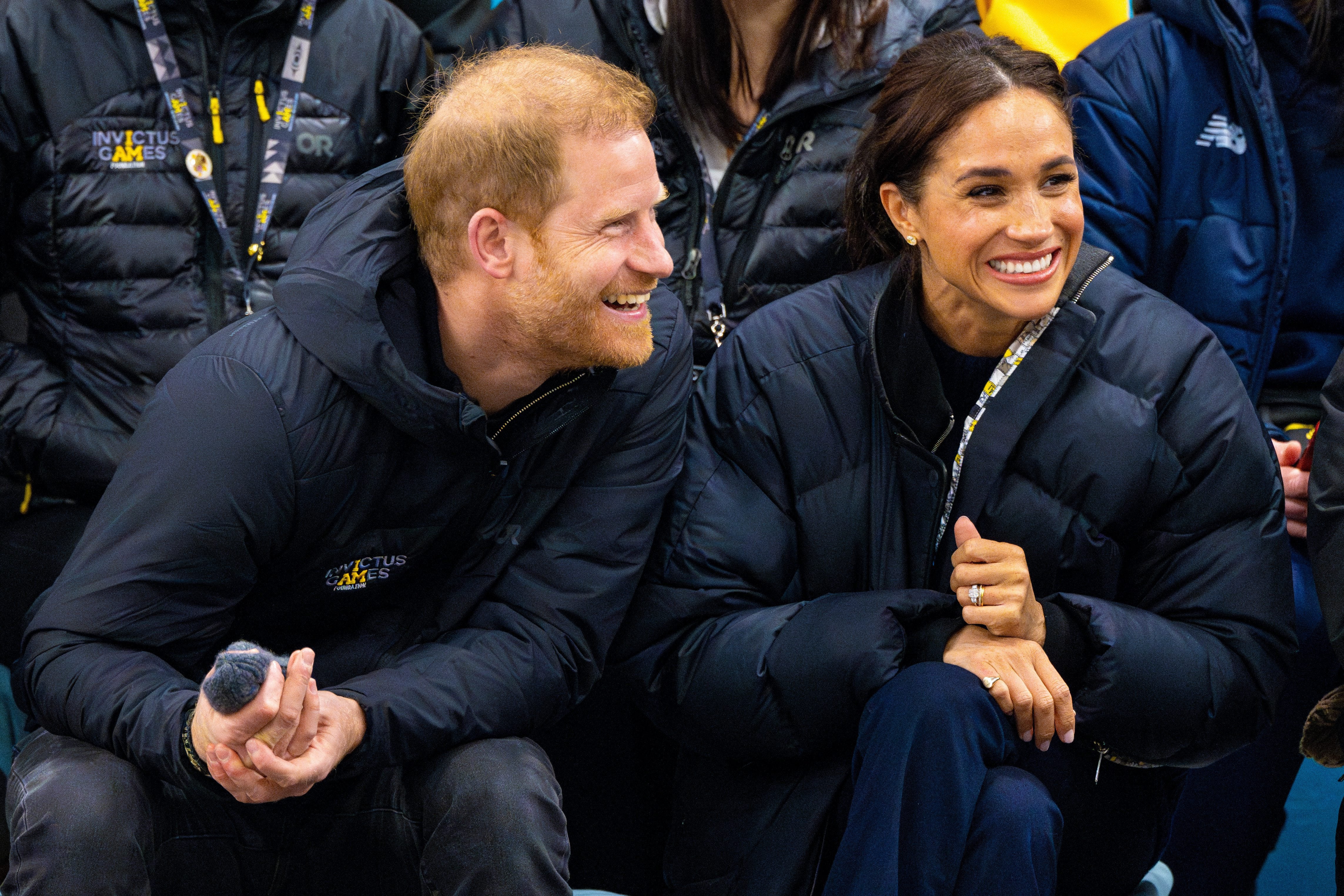 Meghan Markle y el negocio que no termina de arrancar: ahora anuncia un cambio de nombre 1 Enrique de Inglaterra y Meghan Markle en uno de los eventos de los Juegos Invictus celebrados en Vancouver, el 9 de febrero de 2025.